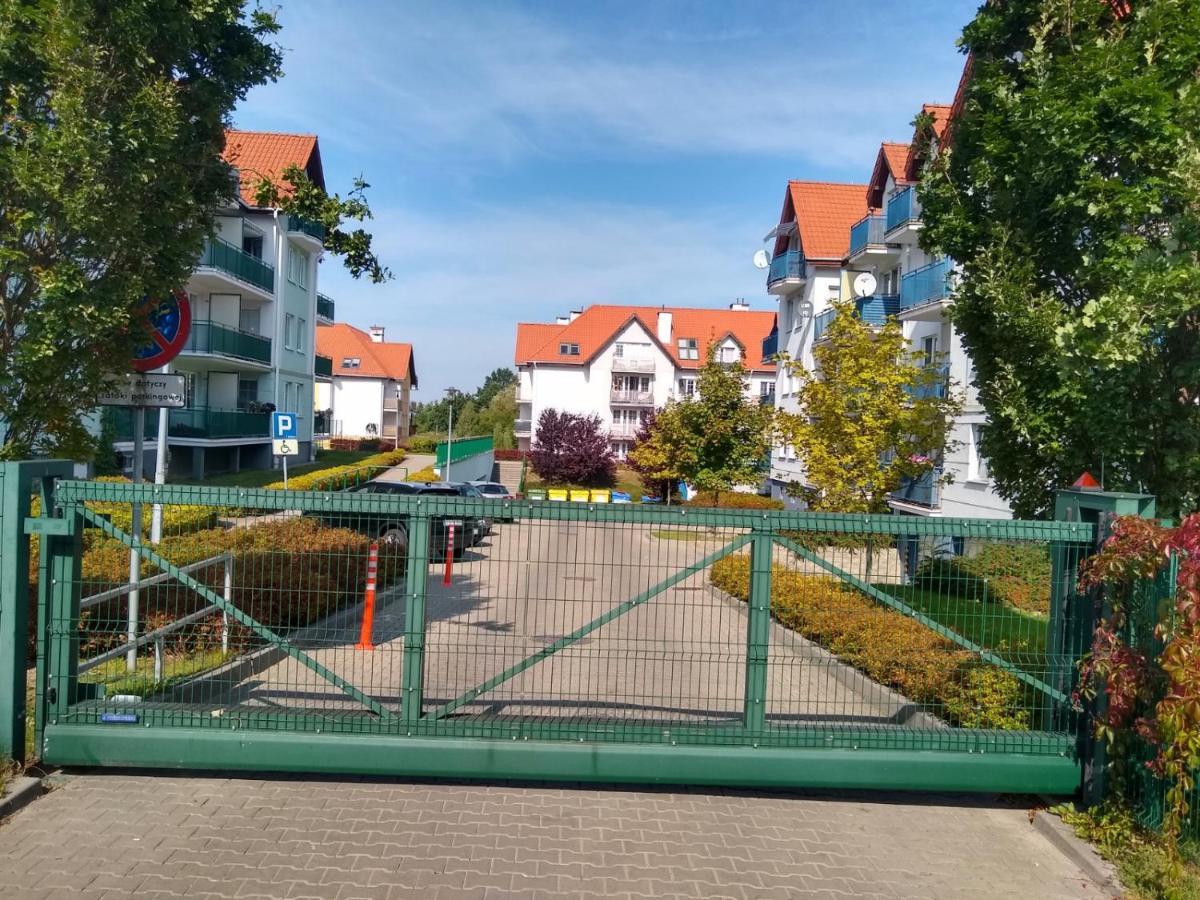 Green Apartment Z Bezplatnym Parkingiem Olsztyn (Warmian-Masurian) Exterior foto